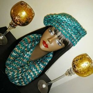 ** SOLD OUT ** Beanie hat & scarf set